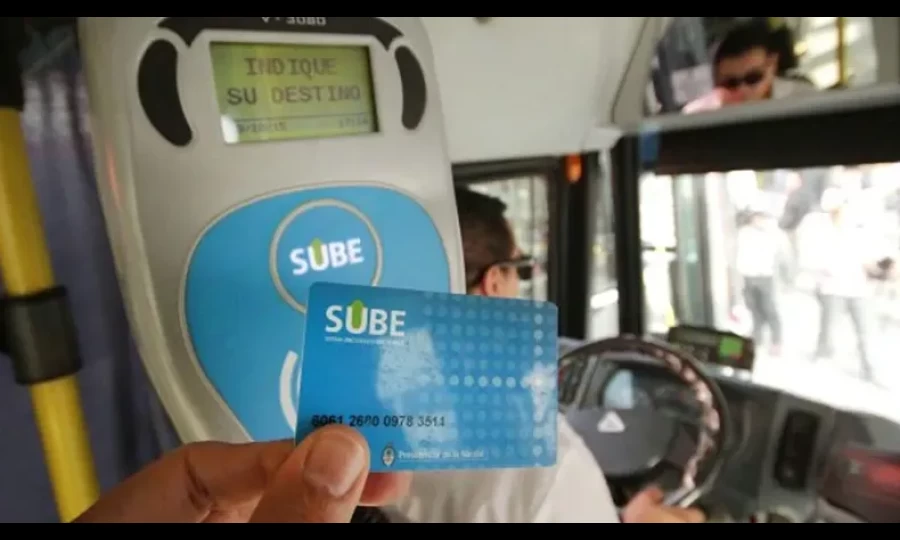Aumento en los colectivos regulados por Nación: cómo impactará en el bolsillo de los s