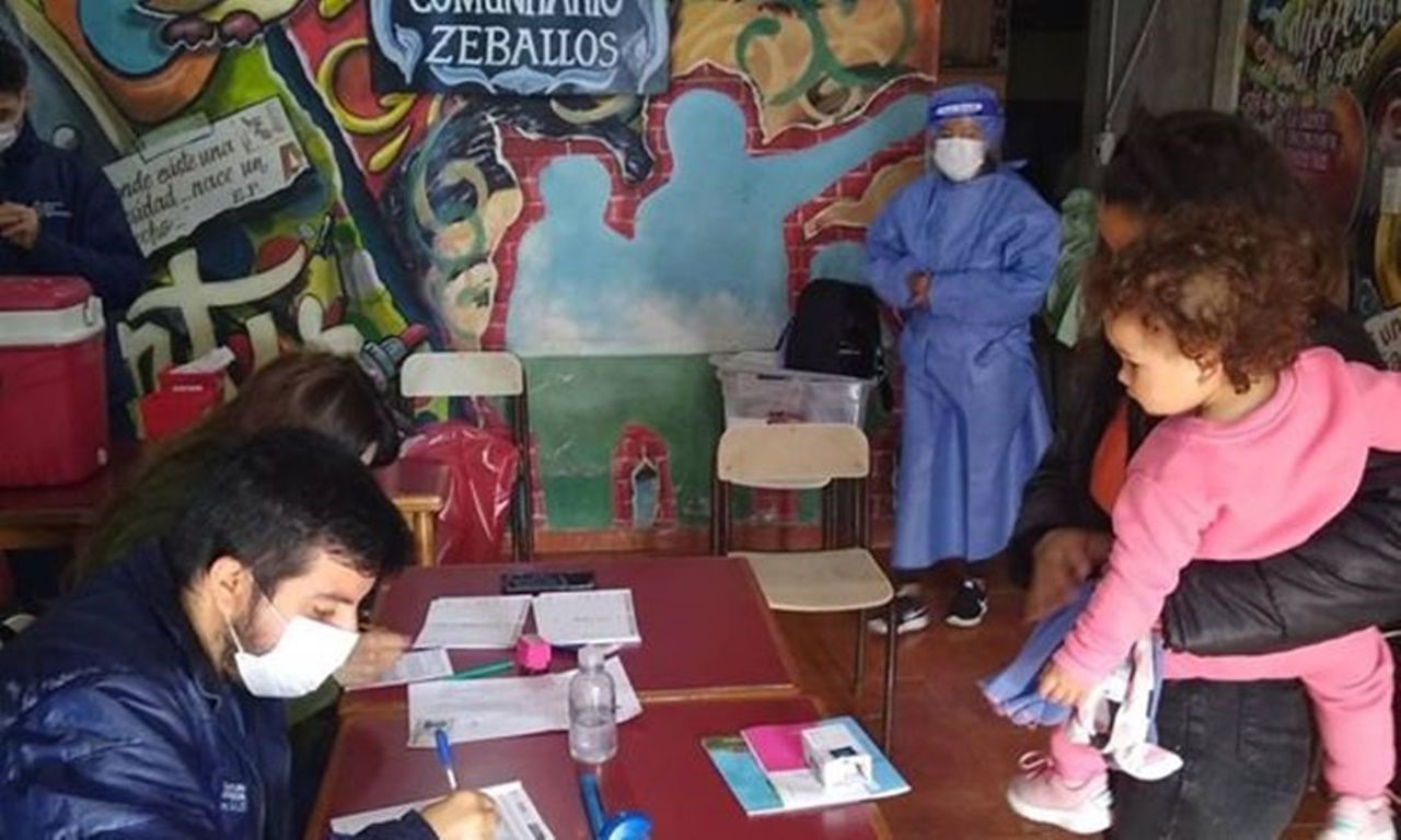 Campaña de vacunación Antrigripal en el Centro Comunitario Zeballos