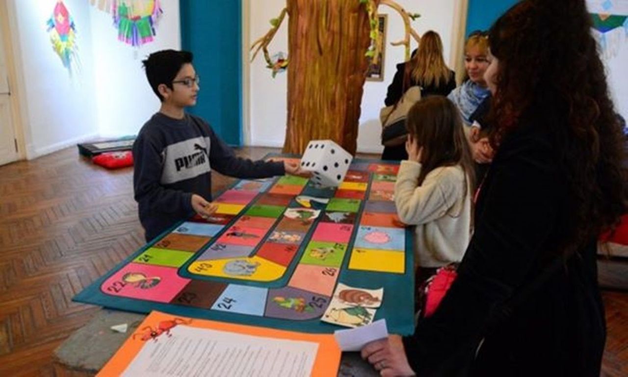 Se inauguró la muestra “Tramando Infancias” en el Museo municipal